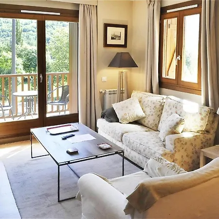Chardin De Llum-apartamentos Chardins * 贝纳斯克