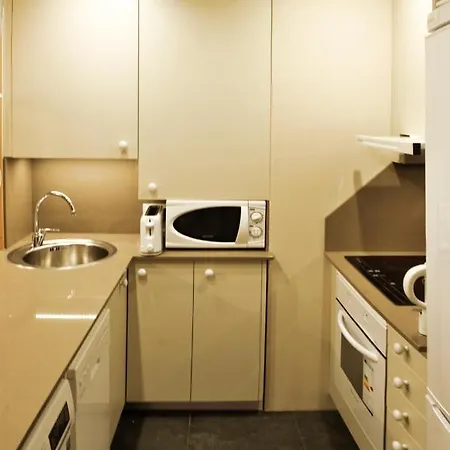 Chardin De Llum-apartamentos Chardins 贝纳斯克